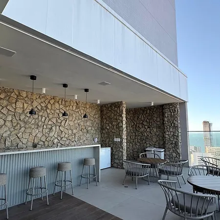 Apto Moderno Prox à Beira Mar De * Fortaleza (Ceara)